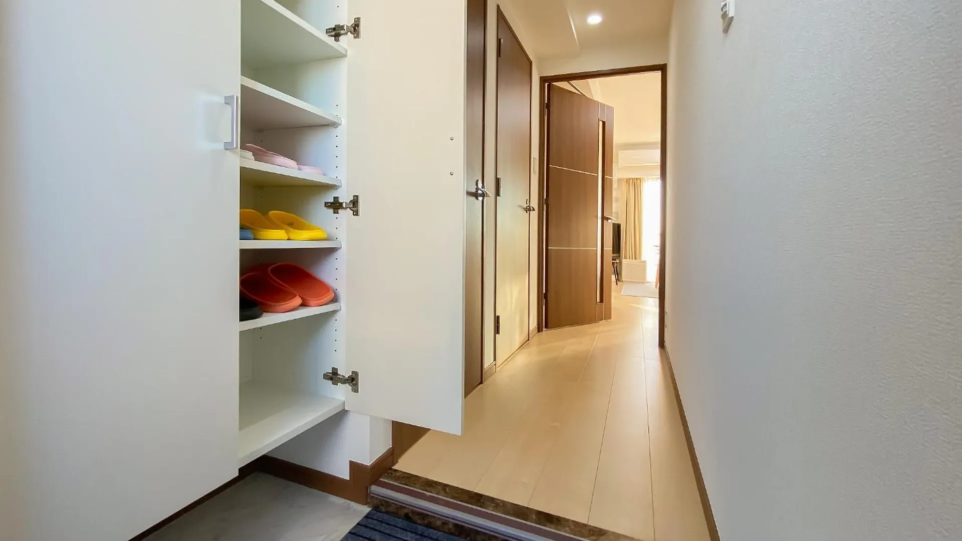 安楽途 Apartman Tokió